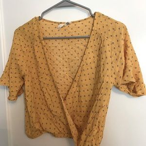 Sky & Sparrow Women’s Tie Blouse